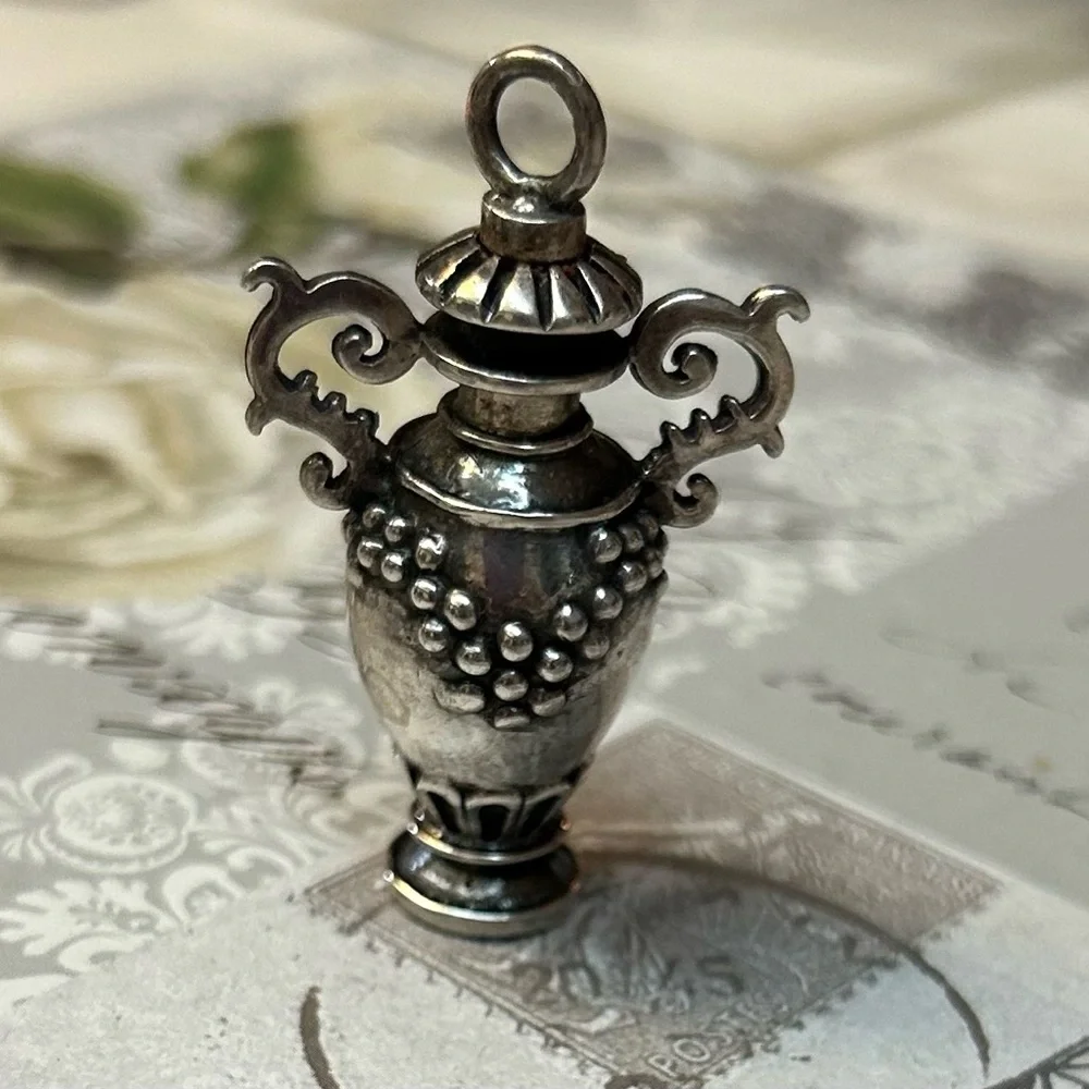 Fantastic vintage STERLING perfume bottle pendant grape motif